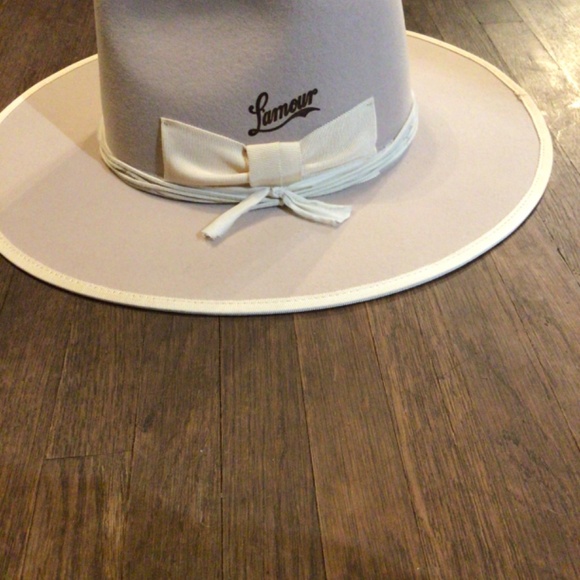 NEW! Rare Wyeth Olin Lamour rancher - Picture 2 of 5